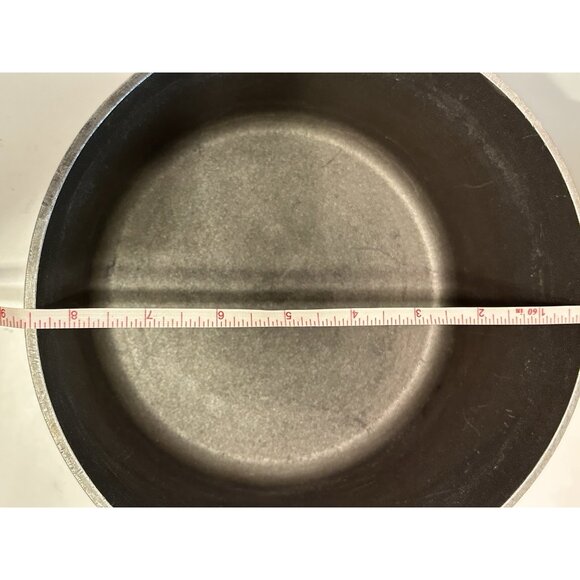 Vintage Club Aluminum 4 Qt. Dutch Oven Sour Dough Almond Cream Circle Camping - Picture 5 of 8